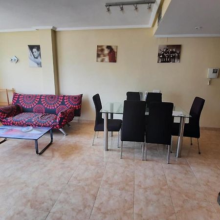 Fabuloso Apartamento Familiar Con Piscina En Salou Apartman Kültér fotó