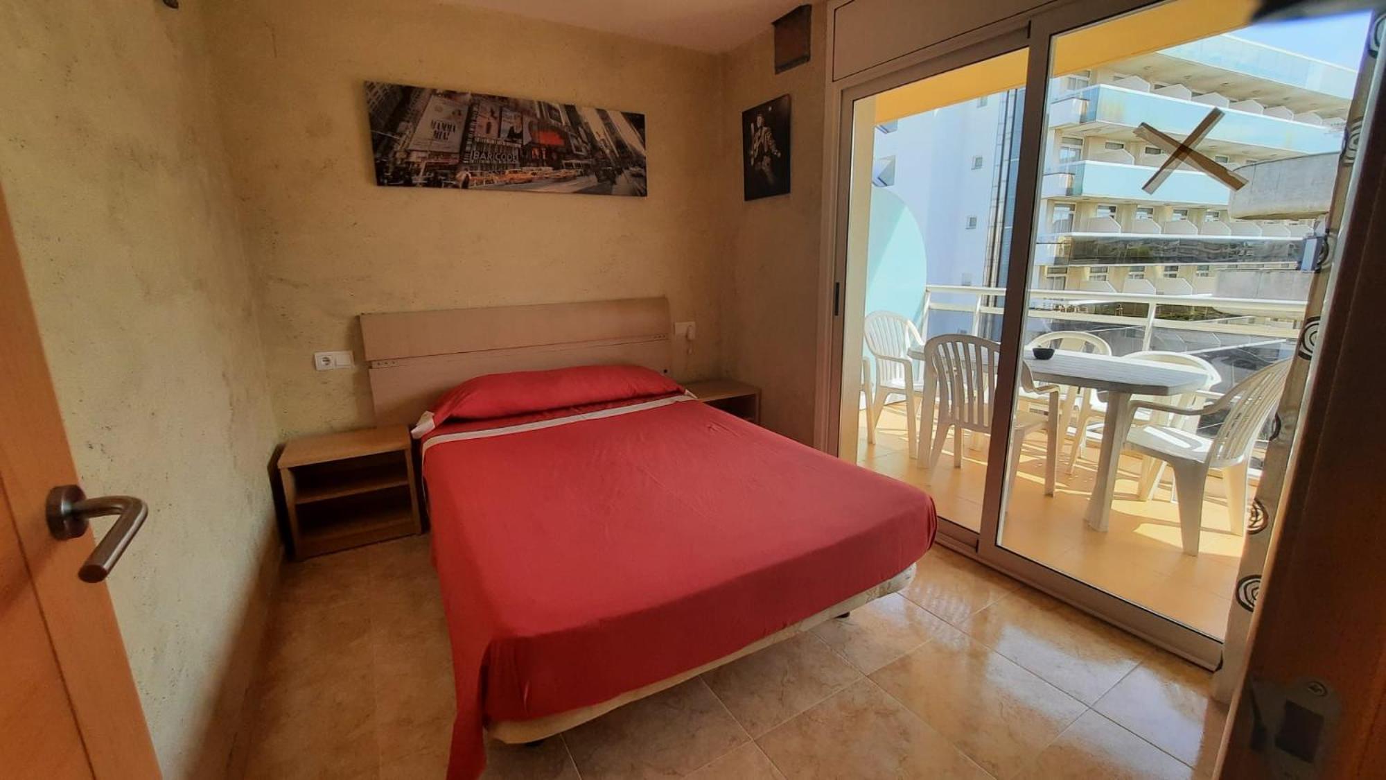 Fabuloso Apartamento Familiar Con Piscina En Salou Apartman Kültér fotó
