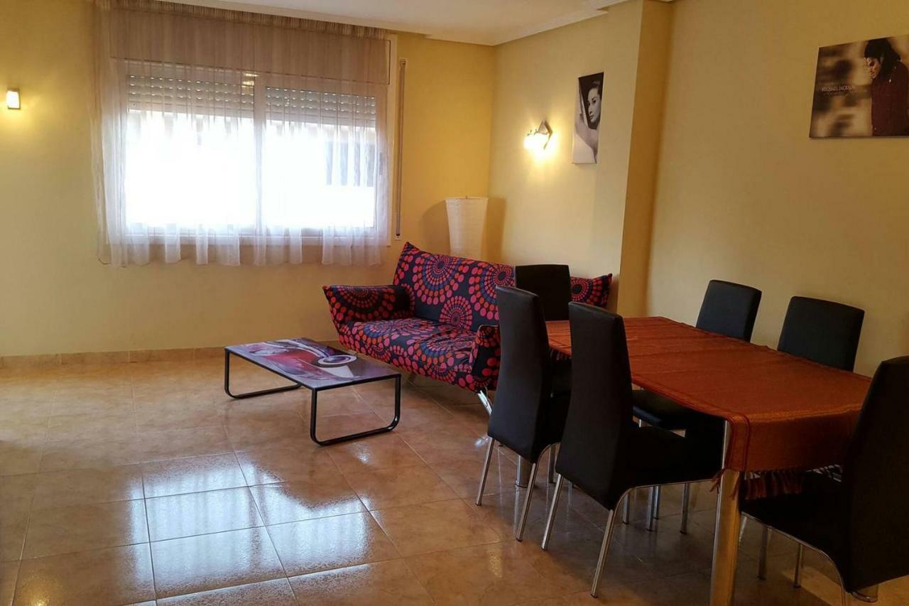 Fabuloso Apartamento Familiar Con Piscina En Salou Apartman Kültér fotó