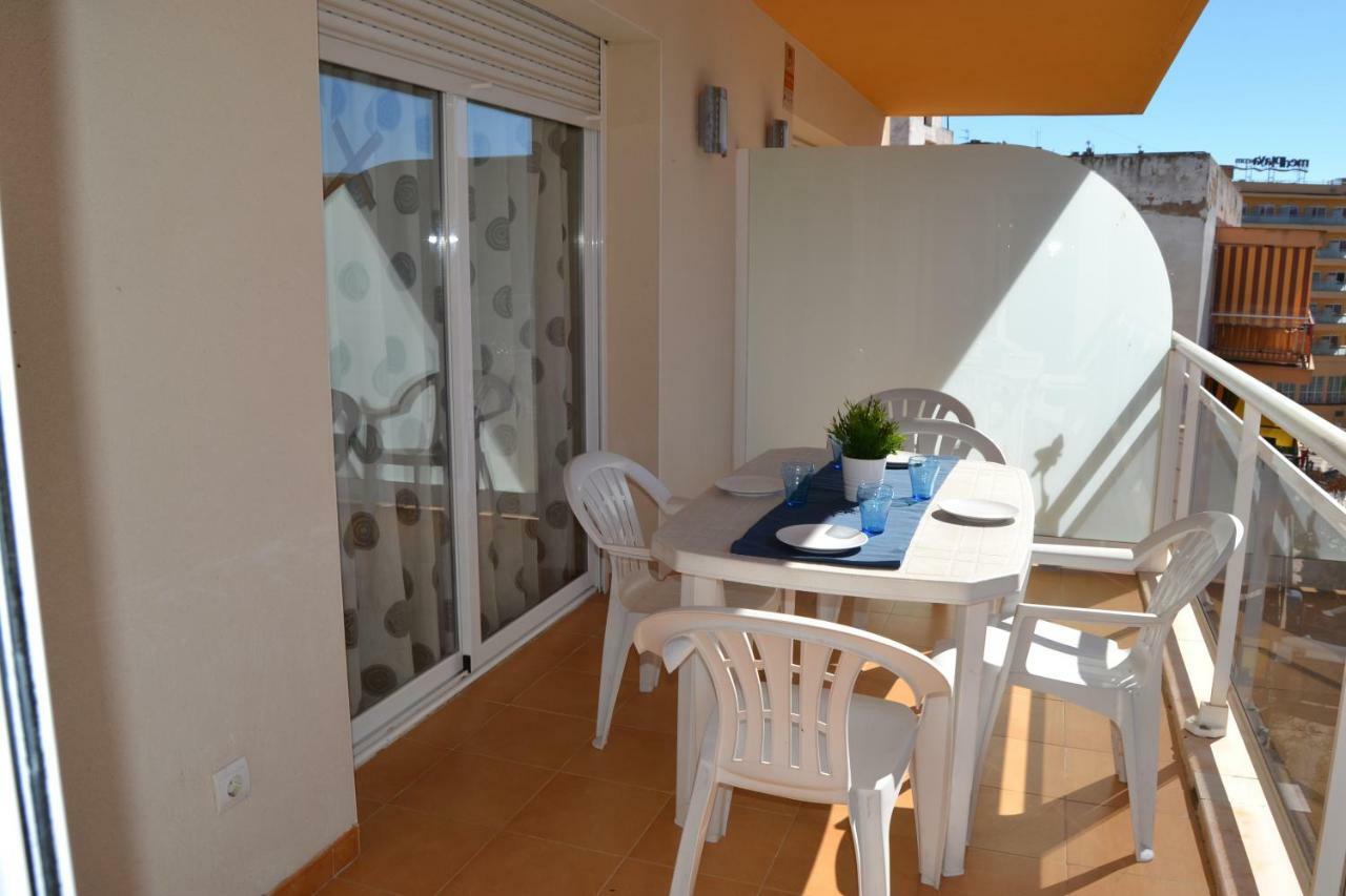 Fabuloso Apartamento Familiar Con Piscina En Salou Apartman Kültér fotó