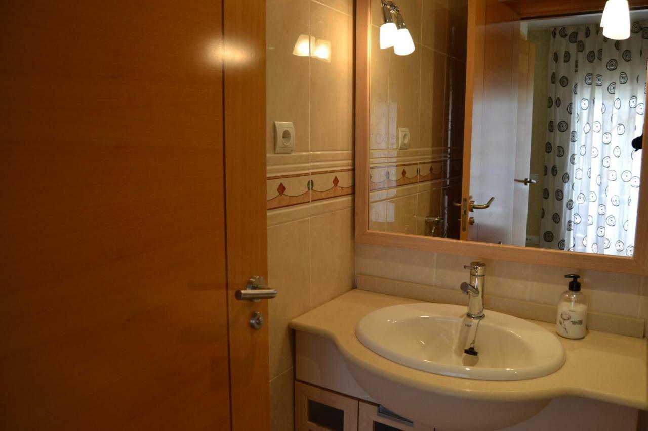 Fabuloso Apartamento Familiar Con Piscina En Salou Apartman Kültér fotó