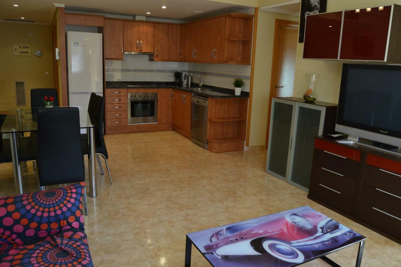 Fabuloso Apartamento Familiar Con Piscina En Salou Apartman Kültér fotó