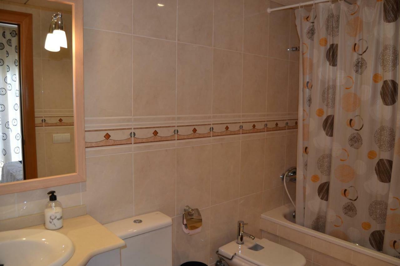 Fabuloso Apartamento Familiar Con Piscina En Salou Apartman Kültér fotó