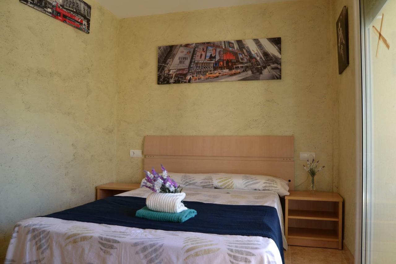 Fabuloso Apartamento Familiar Con Piscina En Salou Apartman Kültér fotó