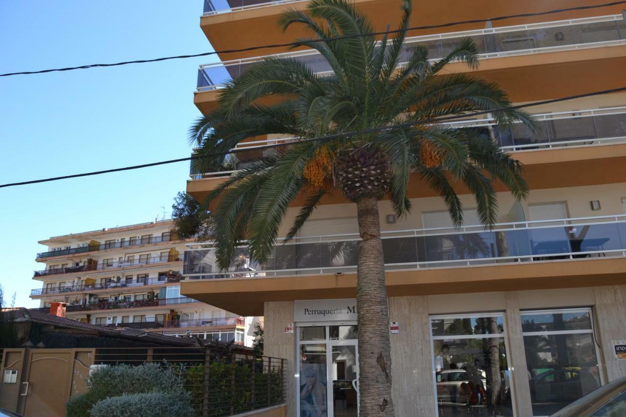 Fabuloso Apartamento Familiar Con Piscina En Salou Apartman Kültér fotó