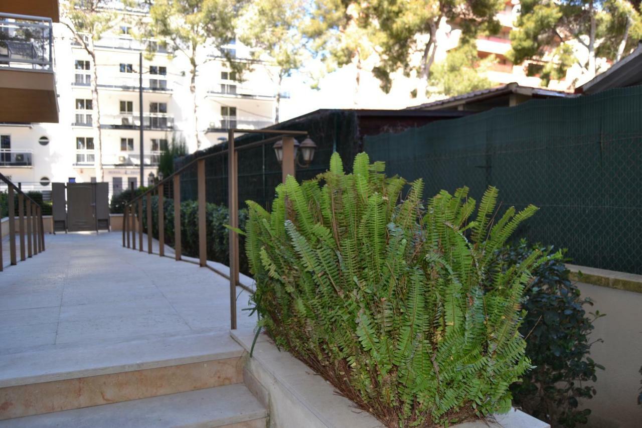 Fabuloso Apartamento Familiar Con Piscina En Salou Apartman Kültér fotó