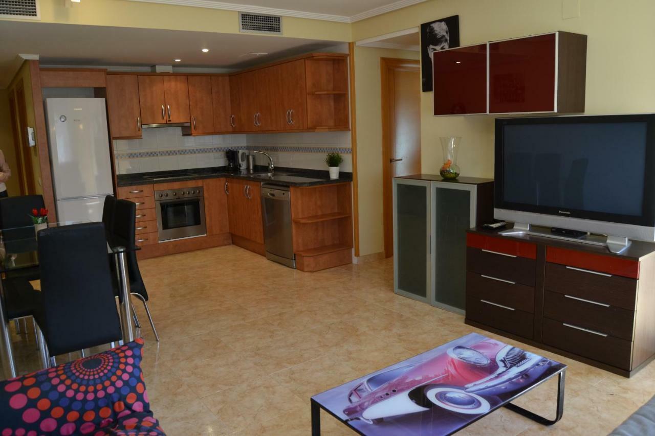 Fabuloso Apartamento Familiar Con Piscina En Salou Apartman Kültér fotó