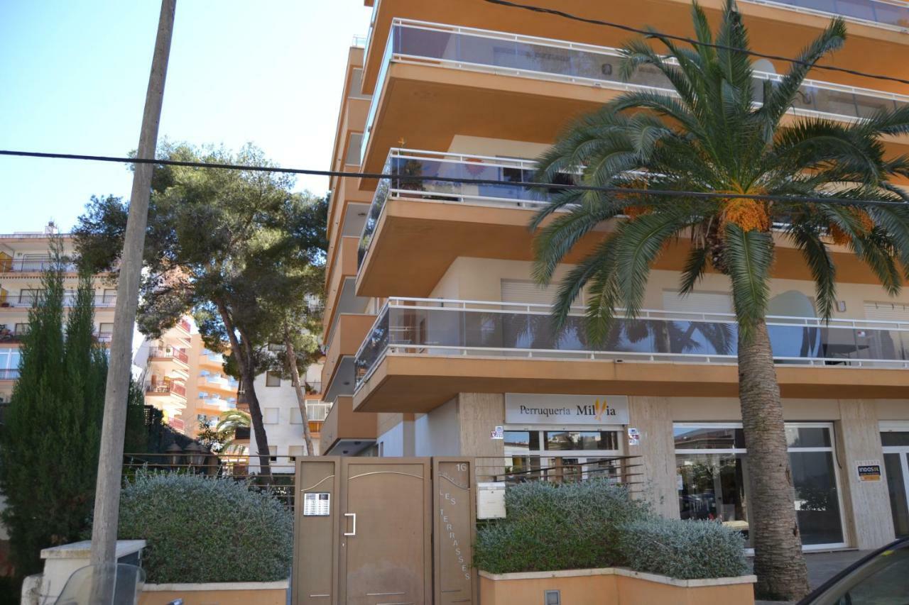 Fabuloso Apartamento Familiar Con Piscina En Salou Apartman Kültér fotó