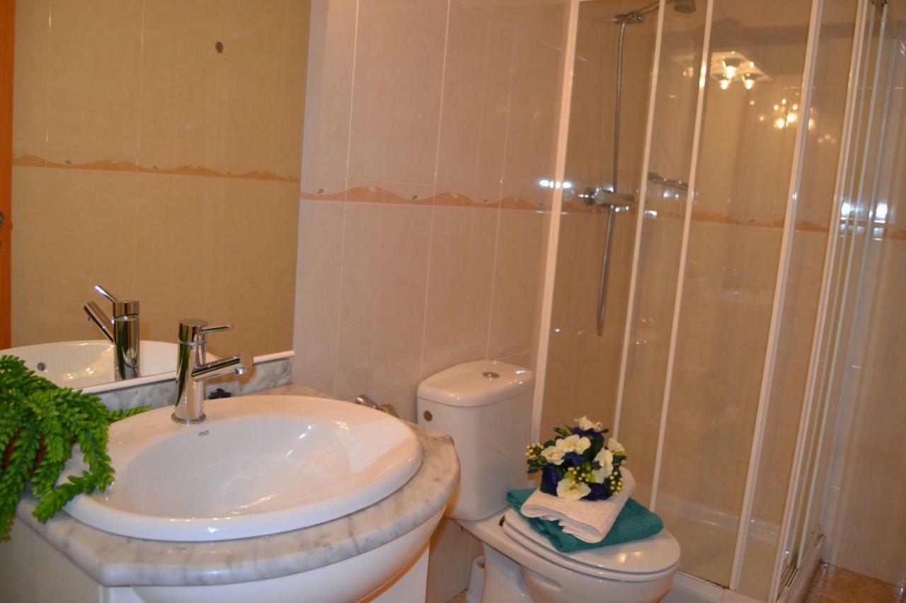 Fabuloso Apartamento Familiar Con Piscina En Salou Apartman Kültér fotó